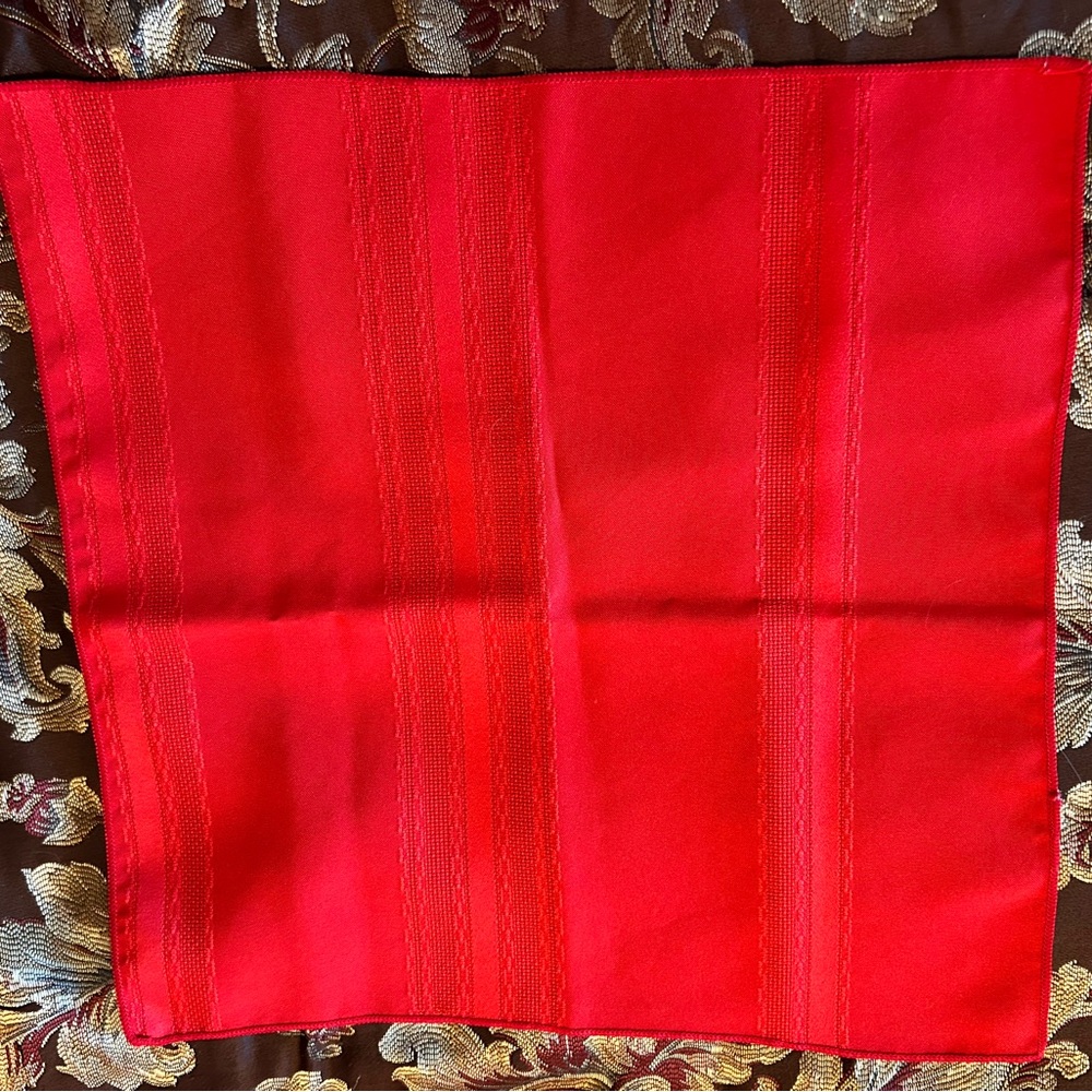 Christmas‎ Red Dinner Napkins 6 PC Set